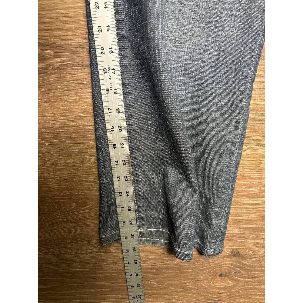 Seven 7 Jeans Womens Blue Luxe Flare Light Wash Button Fly Denim 42x27 tagged 22